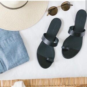 Jenni Kayne The Strap Sandals in Black Leather